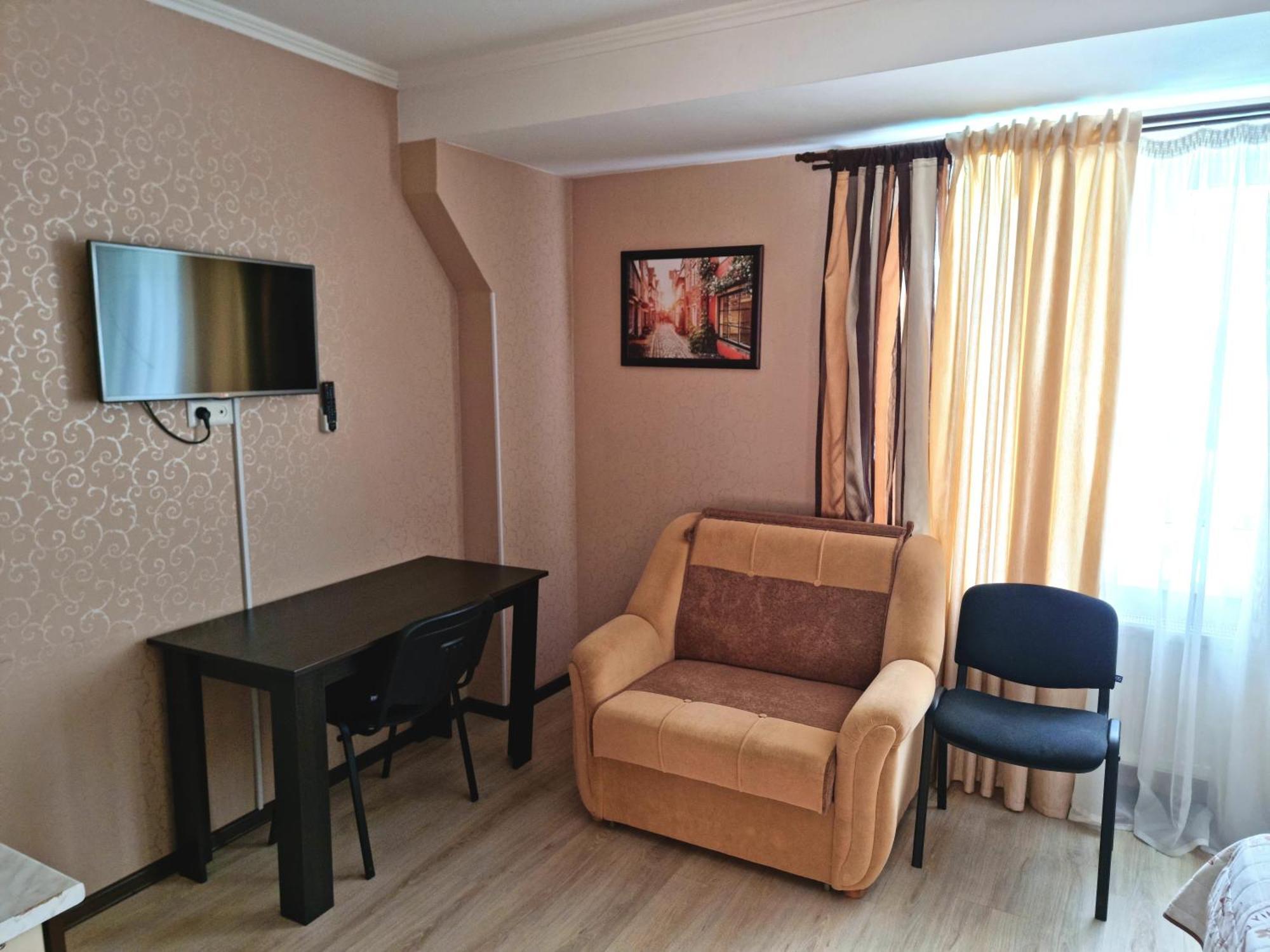 Lolo'S Bliss Hotel Chişinău Extérieur photo