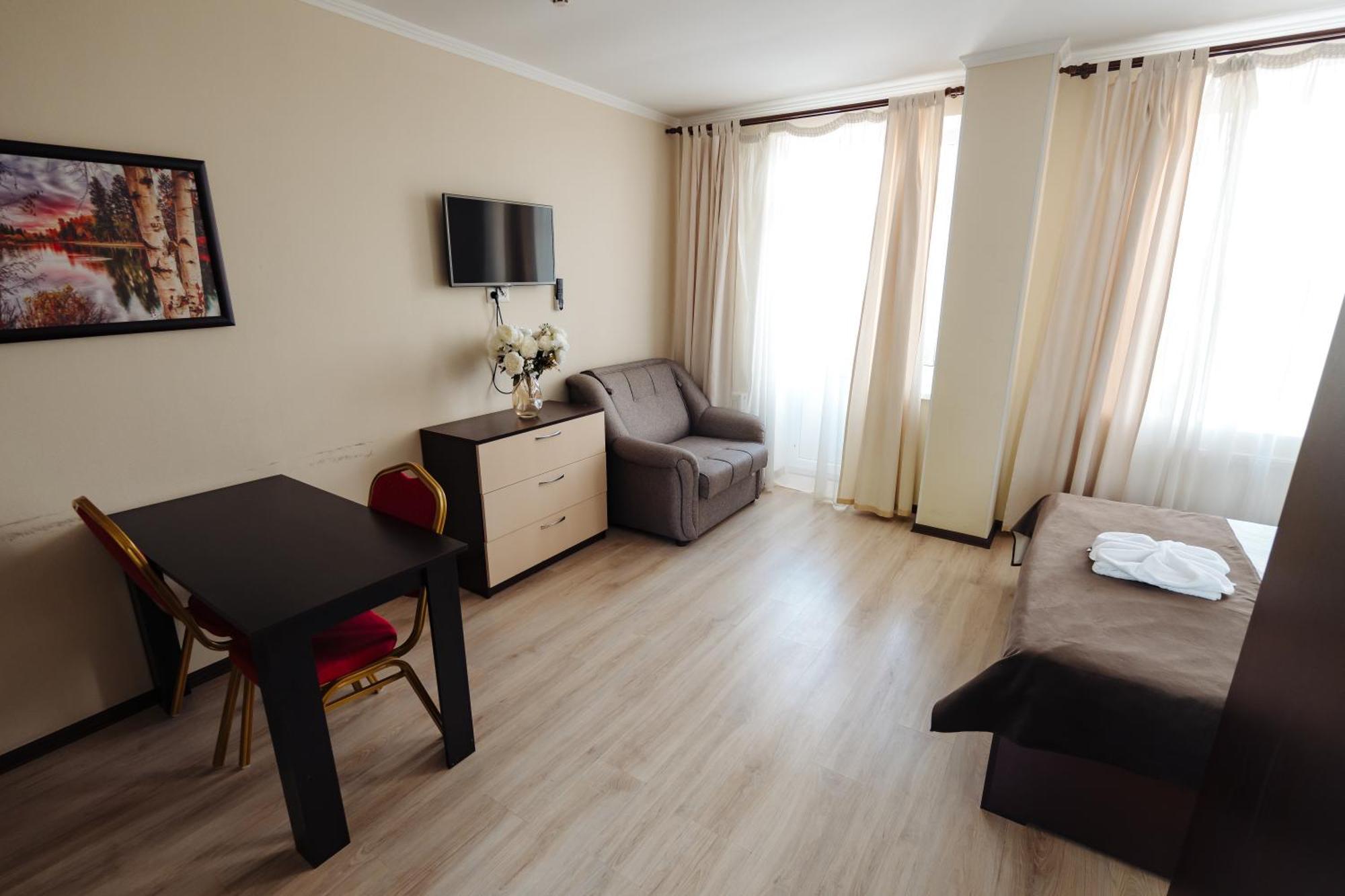 Lolo'S Bliss Hotel Chişinău Extérieur photo