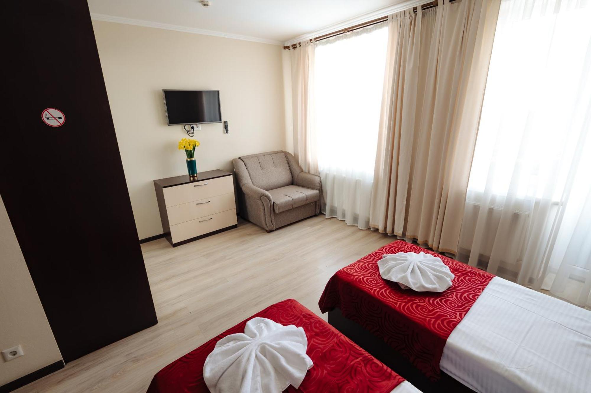 Lolo'S Bliss Hotel Chişinău Extérieur photo