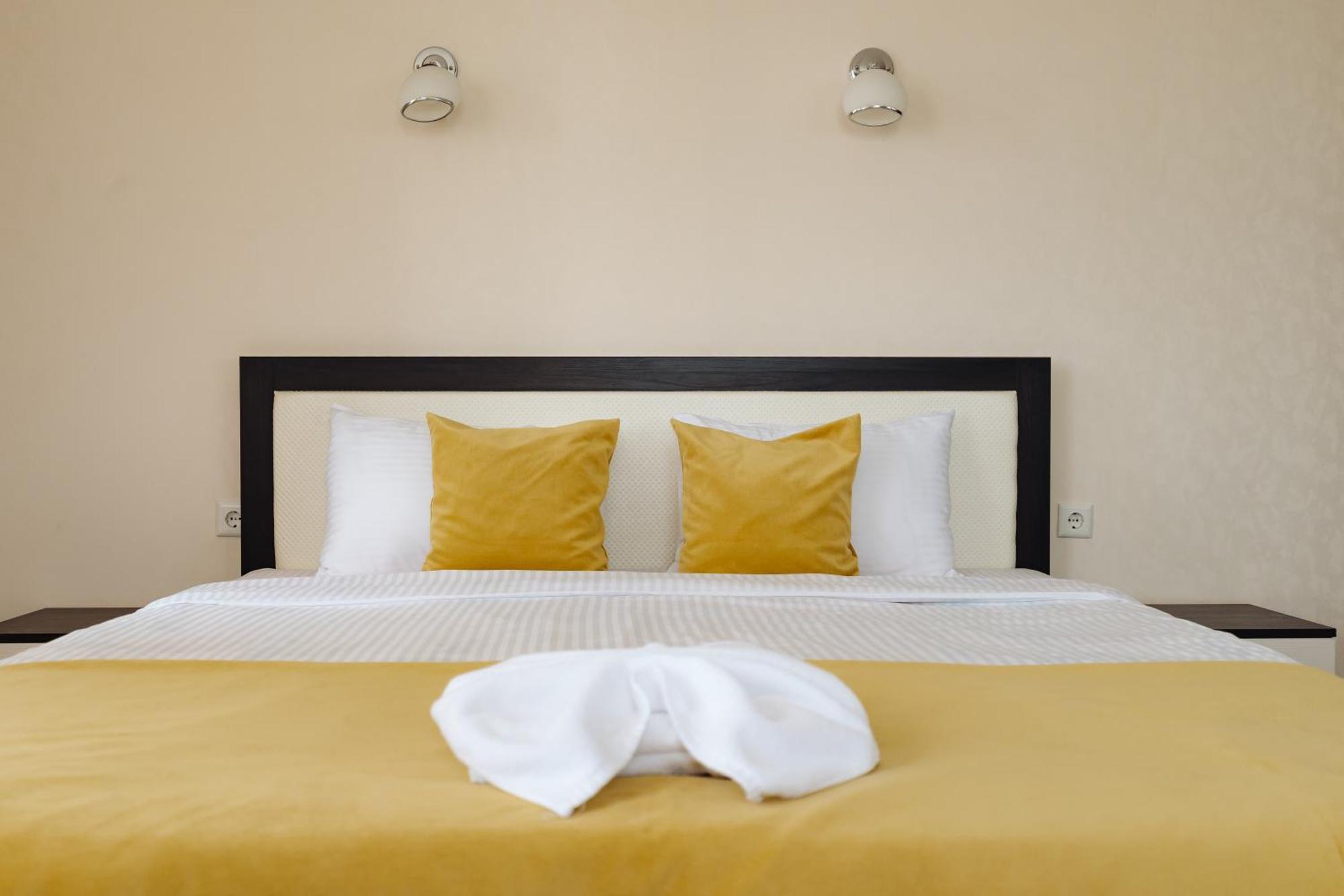 Lolo'S Bliss Hotel Chişinău Extérieur photo